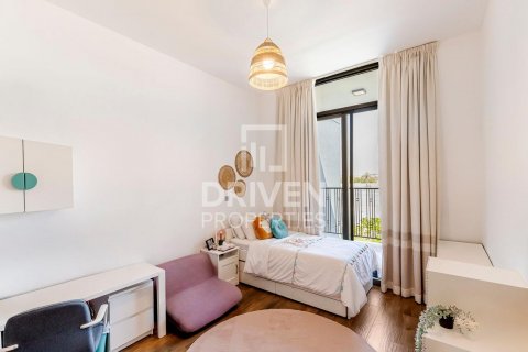 Villa in Motor City, Dubai, UAE 3 bedrooms, 252 sq.m. № 602269 - photo 13