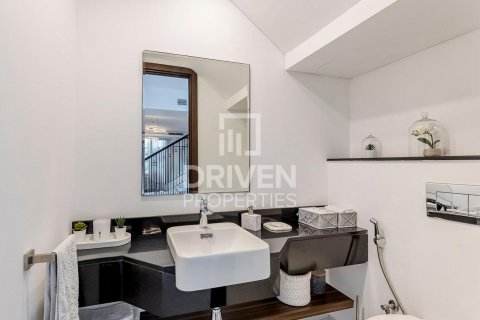 Villa in Motor City, Dubai, UAE 3 bedrooms, 252 sq.m. № 602269 - photo 17