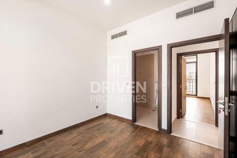 Villa in Motor City, Dubai, UAE 3 bedrooms, 252 sq.m. № 602268 - photo 19