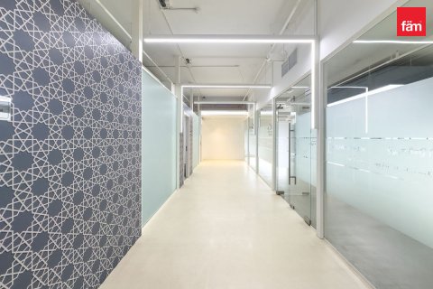 Office in Business Bay, Dubai, UAE 408.1 sq.m. № 591464 - photo 18