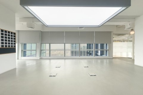 Office in Business Bay, Dubai, UAE 408.1 sq.m. № 591464 - photo 8