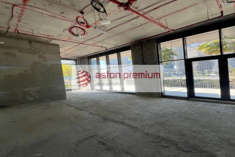 Dyqan në Business Bay, Dubai, Emiratet e Bashkuara Arabe 65 m2. № 695611 - Foto 10