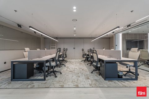 Office til leje i Dubai, UAE 193.9 kvm № 721870 - foto 4