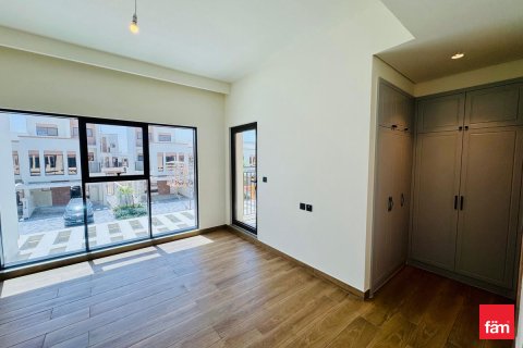 Radový dom v Dubai, SAE 4 spálne, 143.7 m2 č. 721871 - Fotografia 9