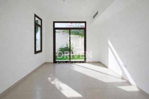 Townhouse de închiriat în Town Square, Dubai, EAU 4 dormitoare, 269.7 mp. №745764 - poză 6