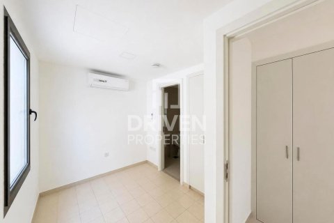 Townhouse de închiriat în Town Square, Dubai, EAU 4 dormitoare, 269.7 mp. №745764 - poză 7
