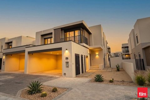 Kaupunkipientalo Jebel Ali, Dubai, Arabiemiraatit 4 makuuhuonetta, 335.9 m2 № 720405 - kuva 11