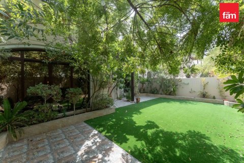 Řadový dům v Dubai, SAE 4 ložnice, 306.6 m² Č.: 751487 - fotografie 23