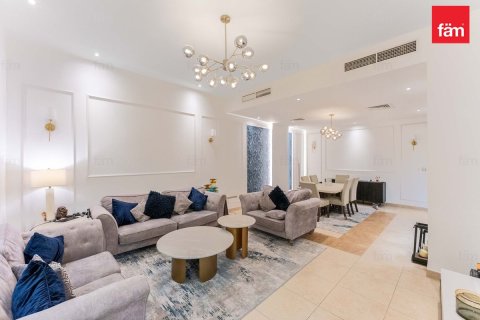 Řadový dům v Dubai, SAE 4 ložnice, 306.6 m² Č.: 751487 - fotografie 24