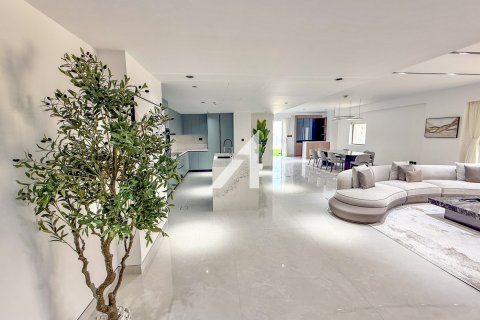 Toppleilighet til leie i Jumeirah Beach Residence, Dubai, Emiratene 4 soverom, 582 kvm Nr. 694813 - Foto 2