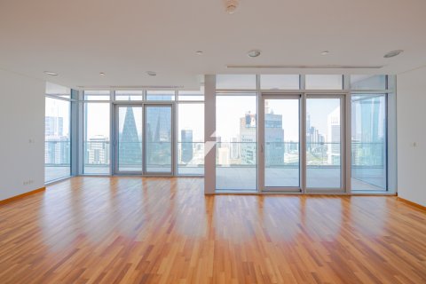 Apartament në DIFC, Dubai, Emiratet e Bashkuara Arabe 3 dhoma gjumi, 194 m2. № 694814 - Foto 12