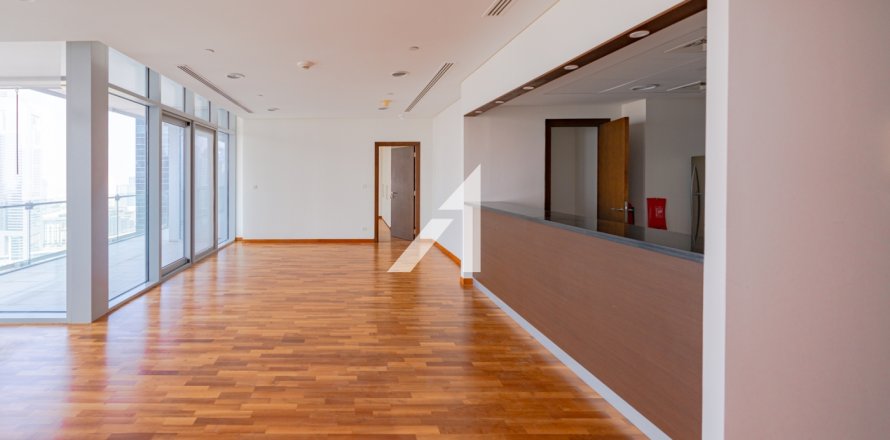 Apartament në DIFC, Dubai, Emiratet e Bashkuara Arabe 3 dhoma gjumi, 194 m2. № 694814