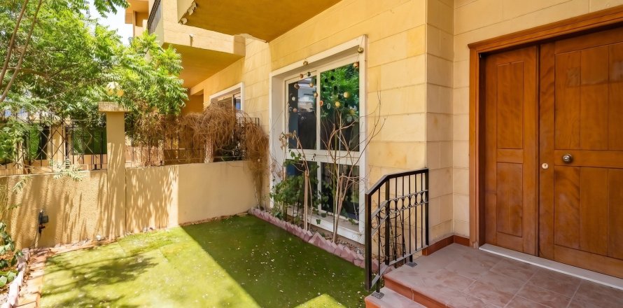 Villa in Jumeirah Village Circle, Dubai, VAE 4 slaapkamers, 358 vr.m. nr 734468