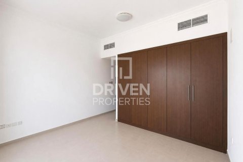 Townhouse in Falcon City of Wonders, Dubai, UAE 4 bedrooms, 324.05 sq.m. № 762664 - photo 7