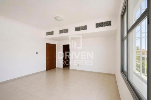 Townhouse in Falcon City of Wonders, Dubai, UAE 4 bedrooms, 324.05 sq.m. № 762664 - photo 13