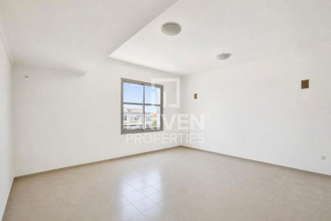 Townhouse in Falcon City of Wonders, Dubai, UAE 4 bedrooms, 324.05 sq.m. № 762664 - photo 12
