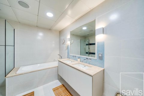 Apartment til salg i Palm Jumeirah, Dubai, UAE 2 soveværelser, 158.77 kvm № 753522 - foto 12