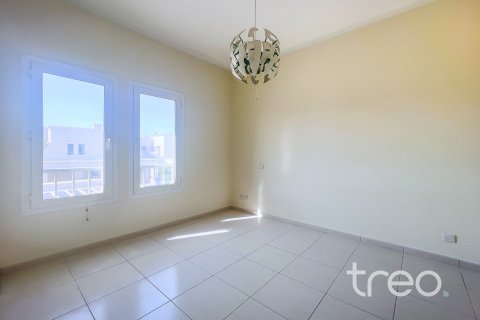 Villa till försäljning i The Springs, Dubai, UAE 3 sovrum, 208.66 kvm Nr. 733178 - fotografi 9