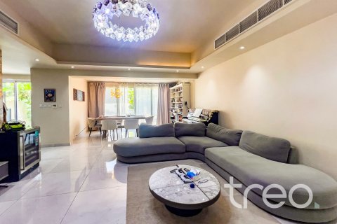 Villa à vendre à  The Springs, Dubai, EAU 3 chambres, 228.08 m2 № 733180 - photo 2