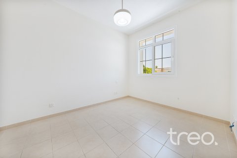 Villa til salg i Arabian Ranches, Dubai, UAE 4 soveværelser, 294.78 kvm № 733164 - foto 14