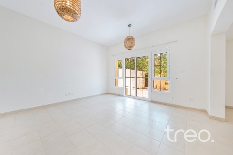 Villa til salg i Arabian Ranches, Dubai, UAE 4 soveværelser, 294.78 kvm № 733164 - foto 20