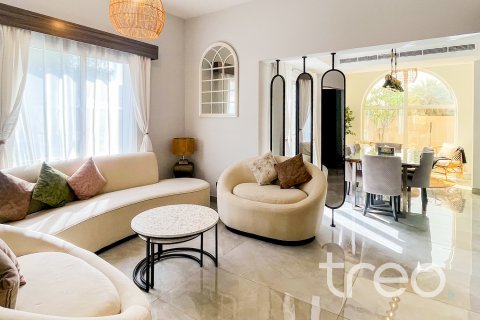 Villa Arabian Ranches, Dubaijā, AAE 3 istabas, 253.07 m2 Nr. 733165 - attēls 2