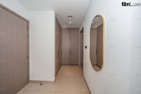 Apartment in Dubai, UAE 2 bedrooms, 105.9 sq.m. № 696671 - photo 4