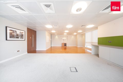 Kancelarija u Dubai, UAE 340.9 m2 Br. 696676 - fotografija 8