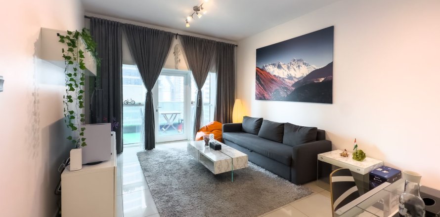 Dubai Marina、Dubai、UAEにあるマンション 1ベッドルーム、71 m2 No695918