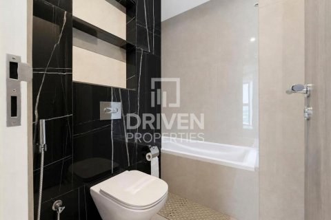 Apartemen di Jumeirah Lake Towers, Dubai, UEA 1 kamar tidur, 88.35 m2 nomor 755618 - foto 9