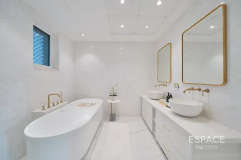 Jumeirah Park, Dubai, UAE의 판매용 빌라 침실 3개, 285제곱미터 번호 649472 - 사진 14