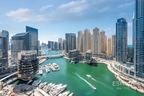 Apartment in Dubai Marina, UAE 50 sq.m. № 649471 - photo 1