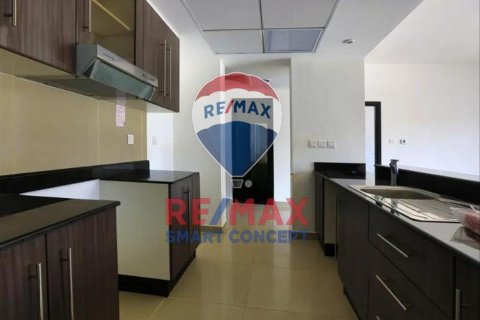 Apartment sa Al Reef, Abu Dhabi, UAE 1 silid-tulugan, 74 sq.m. № 580402 - larawan 6
