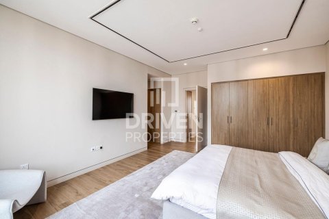 Vila v Jumeirah, Dubai, SAE 3 spálne, 258 m2 č. 683042 - Fotografia 11