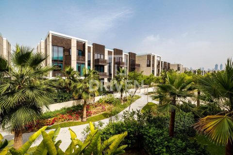 Vila v Jumeirah, Dubai, SAE 3 spálne, 258 m2 č. 683042 - Fotografia 19