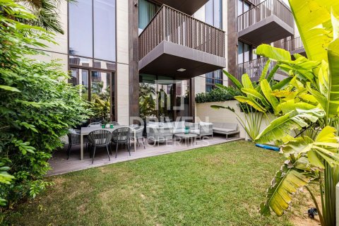 Vila v Jumeirah, Dubai, SAE 3 spálne, 258 m2 č. 683042 - Fotografia 17