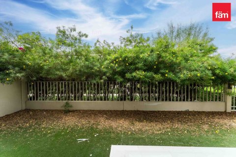 Řadový dům v Dubai Hills Estate, SAE 5 ložnice, 274.6 m² Č.: 646909 - fotografie 16