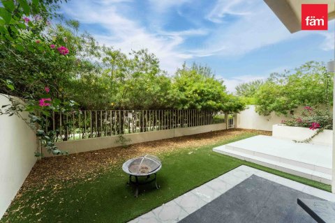 Řadový dům v Dubai Hills Estate, SAE 5 ložnice, 274.6 m² Č.: 646909 - fotografie 18