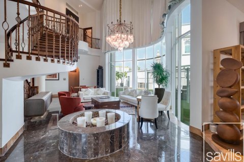 Villa in Al Sufouh, Dubai, VAE 5 slaapkamers, 1114.84 vr.m. nr 747895