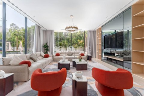 Villa in Al Barari, Dubai, UAE 4 bedrooms, 839 sq.m. № 625239 - photo 2