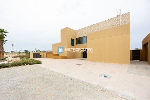 Vila v Ghantoot, Abu Dhabi, SAE 5 spální, 1619.9 m2 č. 695655 - Fotografia 31