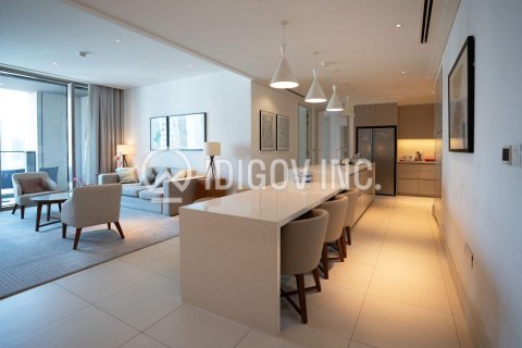 Appartamento in vendita a Downtown Dubai (Downtown Burj Dubai), Dubai, EAU 2 camere da letto, 129 mq. № 680645 - foto 5