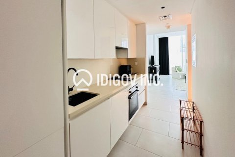 Apartament në Business Bay, Dubai, Emiratet e Bashkuara Arabe 1 dhomë, 56 m2. № 680647 - Foto 8