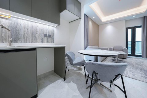 Huoneisto Jumeirah Village Triangle, Dubai, Arabiemiraatit 1 makuuhuone, 61 m2 № 680643 - kuva 3