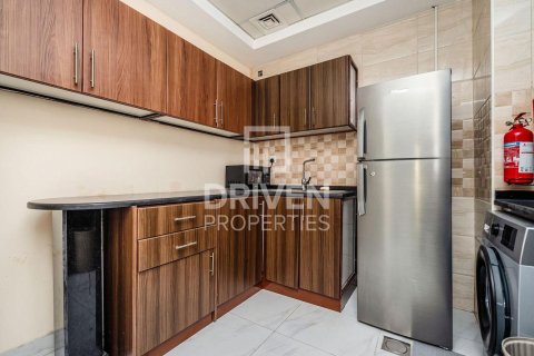 Apartmen di Jumeirah Village Circle, Dubai, UAE 2 bilik tidur, 103.77 meter persegi № 743662 - foto 4