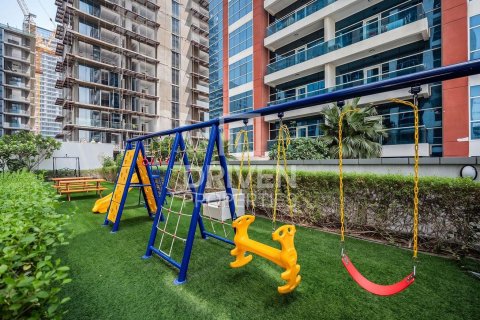 Apartmen di Jumeirah Village Circle, Dubai, UAE 2 bilik tidur, 103.77 meter persegi № 743662 - foto 19