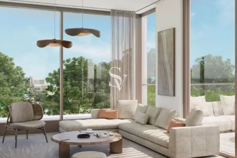 Villa in Dubai Land, UAE 5 bedrooms, 480 sq.m. № 721435 - photo 3