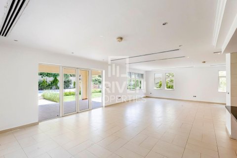 Вилла Jumeirah Park, Дубай, БАӘ-да 4 жатын бөлмелер, 759.2 м² № 742699 - фото 4