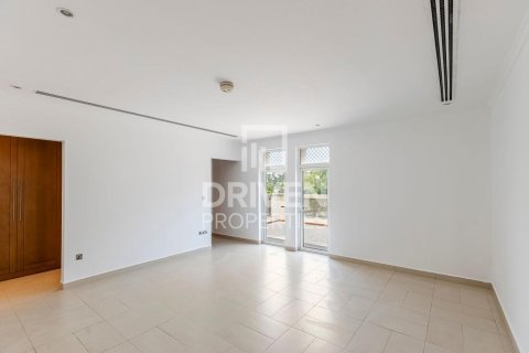 Вилла Jumeirah Park, Дубай, БАӘ-да 4 жатын бөлмелер, 759.2 м² № 742699 - фото 18