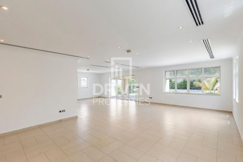 Вилла Jumeirah Park, Дубай, БАӘ-да 4 жатын бөлмелер, 759.2 м² № 742699 - фото 8